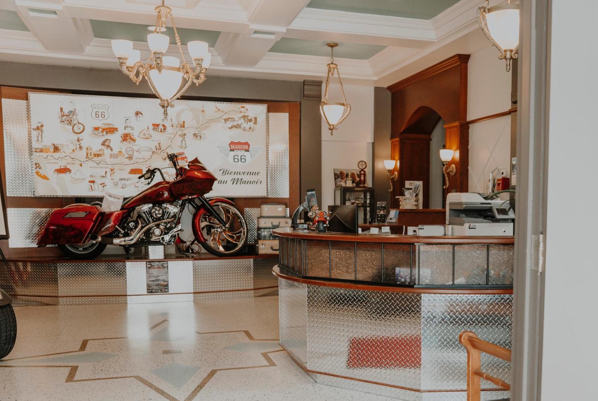 Hotel Historique Et Manoir Route 66 Saint-Victor Zewnętrze zdjęcie